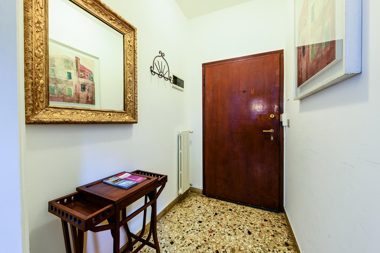 Rialto Apartment Venesia Bagian luar foto